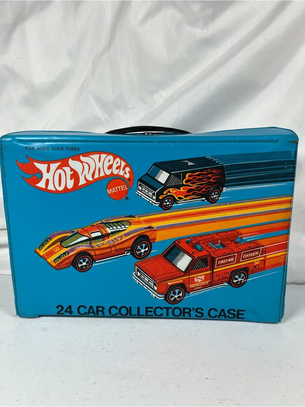 Hot Wheels 24-Car Collector's Case -cars are included